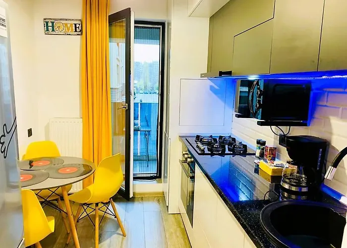 Blue Plaza Studio Apartment Bukarest